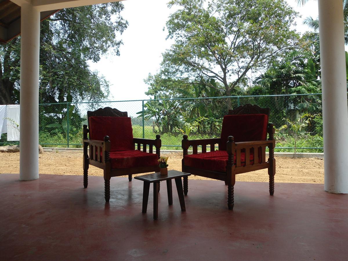 Villa Ravichini Polonnaruwa Exteriör bild
